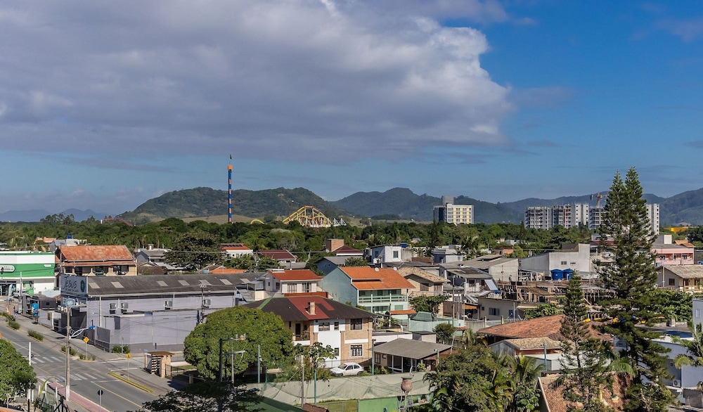 Studios With Side Sea View at Penha Spot PSO - L
