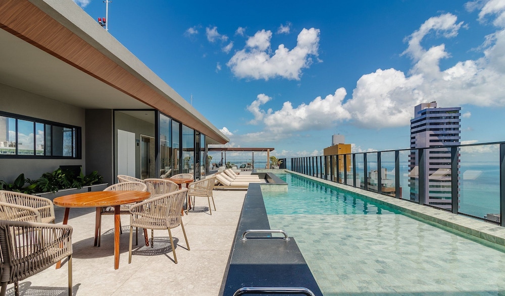 Stay With Style and Convenience in Salvador LIV