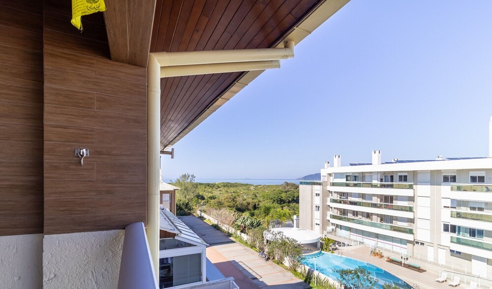Atico C/jacuzzi en Cond Frente al Mar Vic0401