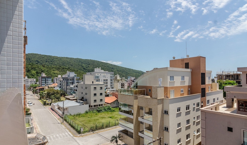 CSD - Apartments Near Bombas Beach