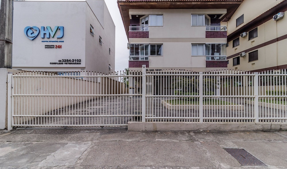 Fully Equipped Apartments Just Minutes From Jurere Beach - CIE