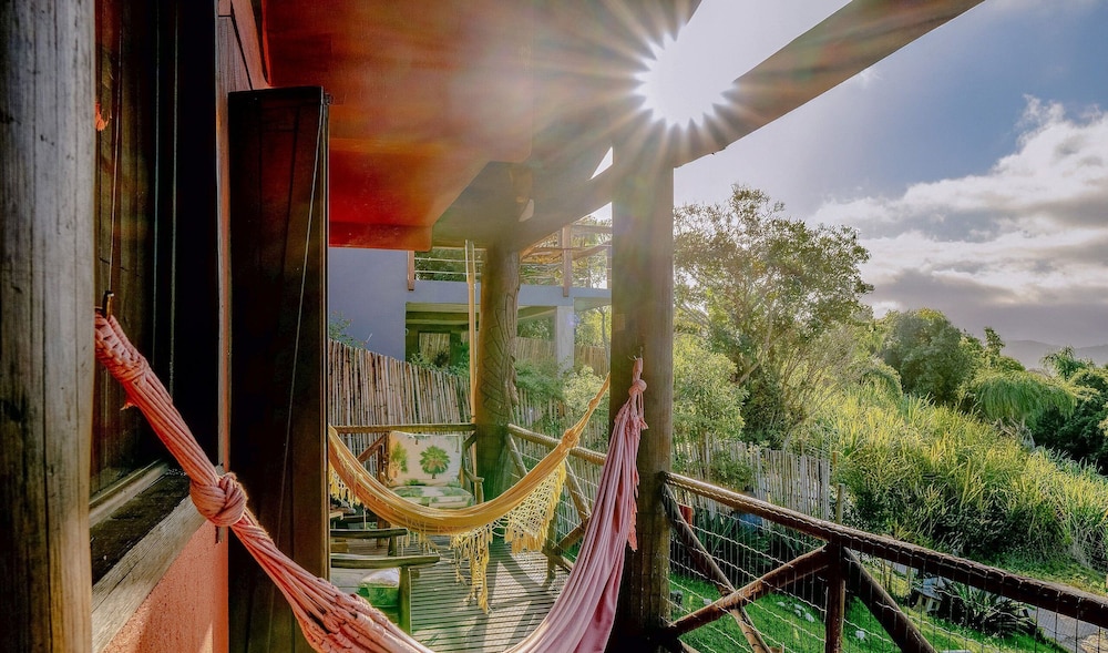 Beautiful Rustic House w/ Pool in Garopaba Egf000