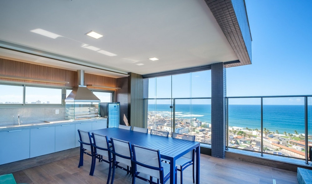 Apartments in a Building With a Pool 800m From the Beach in Salvador - EDF