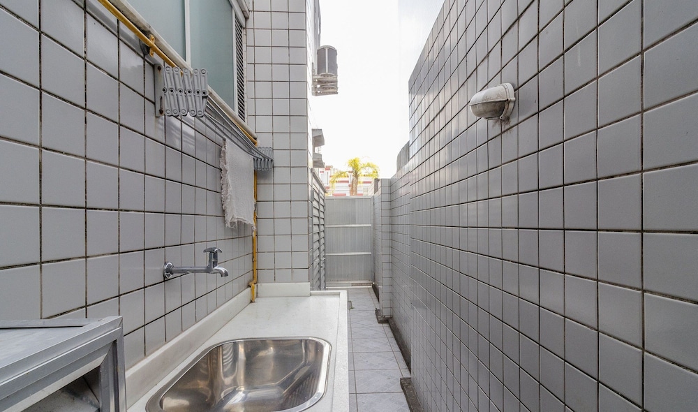 Ground Floor apt 5 min From Praia do Forte Ema101