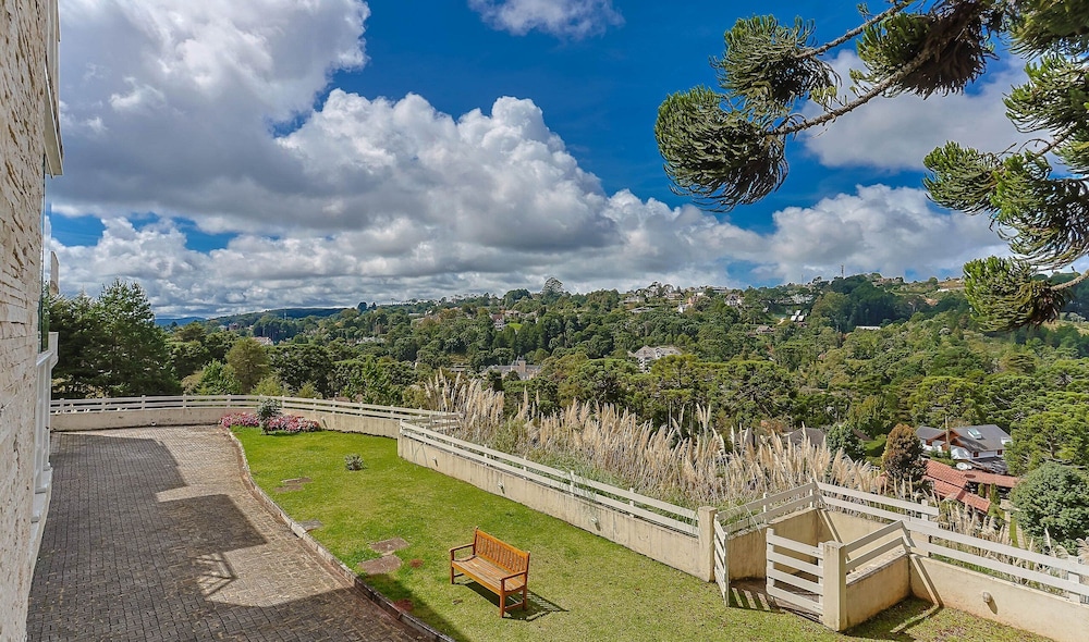 Apart w Beautiful View in Campos do Jordao Lvr0003