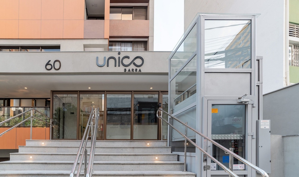 Units in Building With Swimming Pool in Barra-ssa - EUB