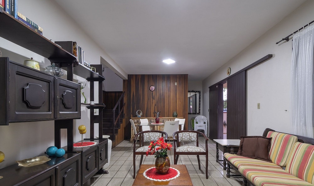 House 100m From the Beach in Barra Velha Aia2200