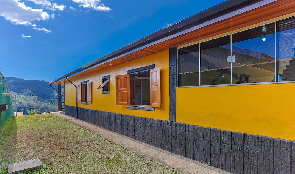 Casa 3Q completa c/ Piscina e Churrasq. DOJ0690