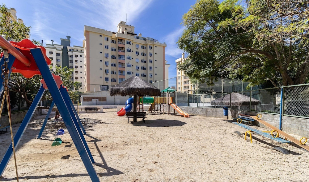 Condominium in Floripa 300m From the Beach - CAS