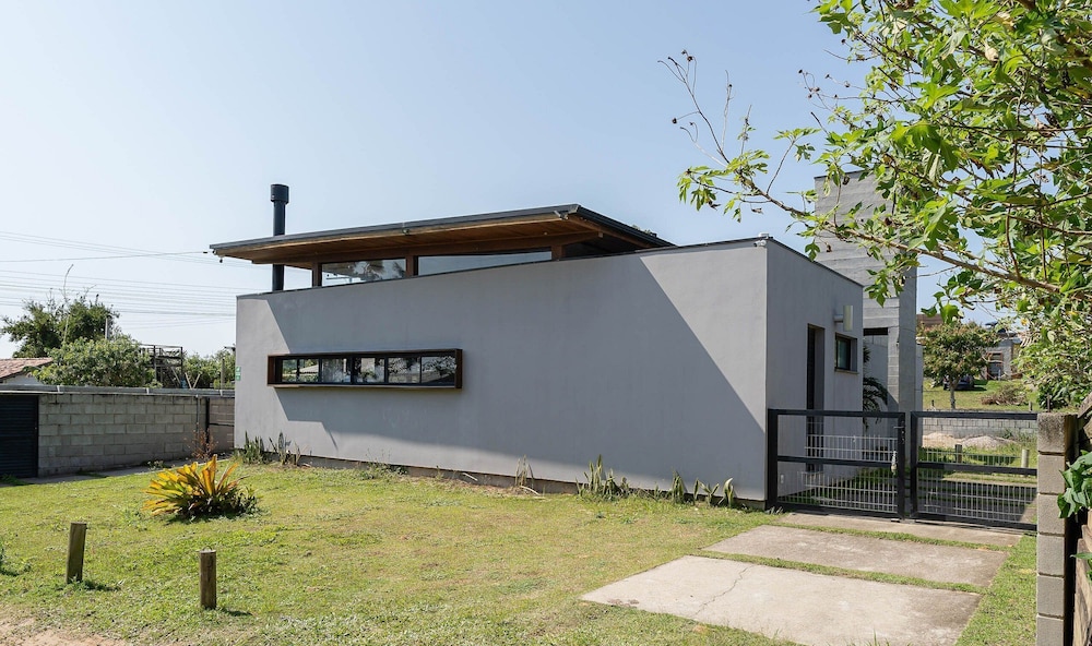 Comfortable House Near Praia do Rosa Egi001