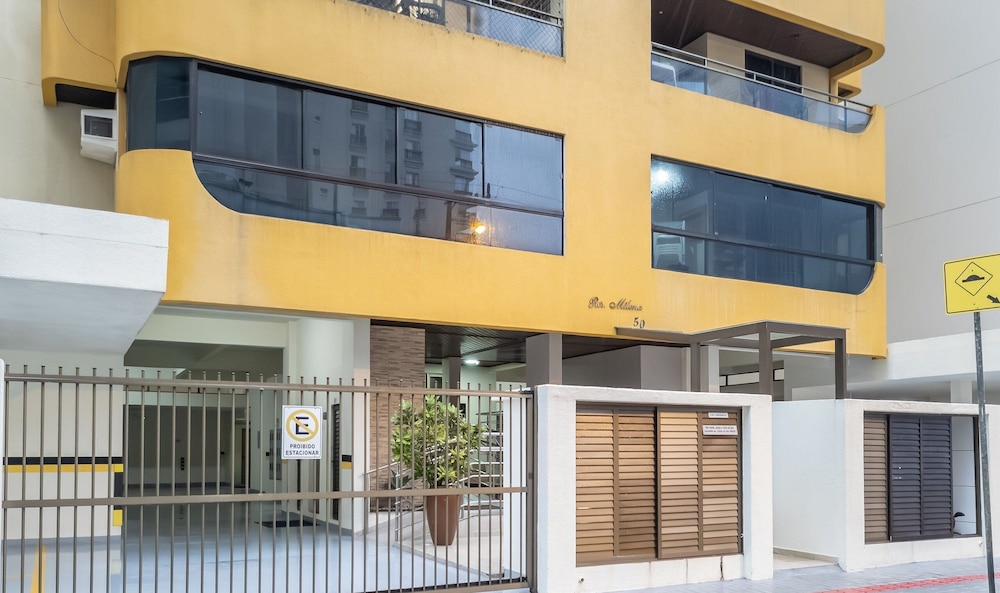 Apt w/ BBQ 300m From Itapema Beach Mln701