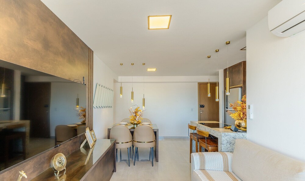 Building With Swimming Pool 300m From the Beach in Ilheus - MMD