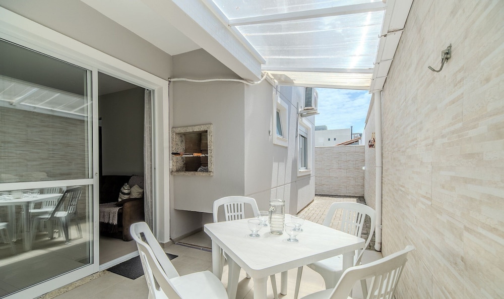 Ap w/ BBQ 600 m From the Beach in Floripa Rli0101