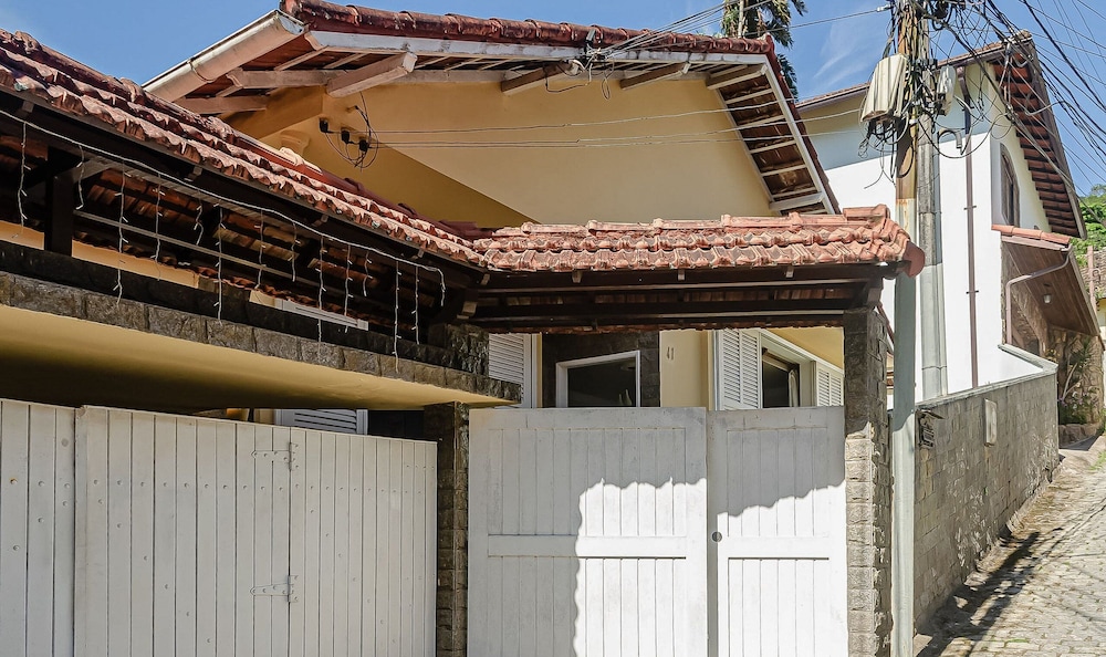 Charming and Cozy House in Petropolis Vgl041