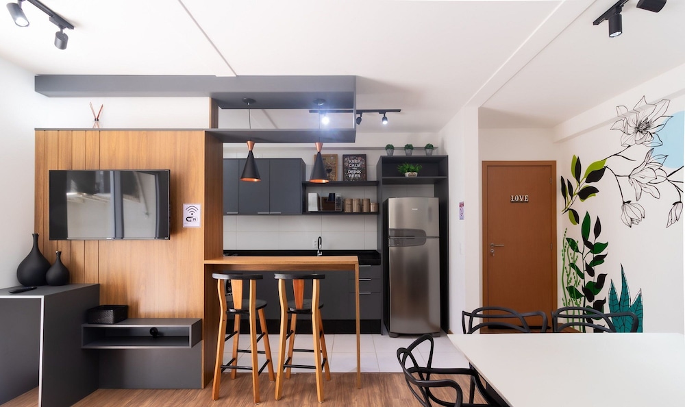 VAC - Beachfront Condo in Itajuba Beach
