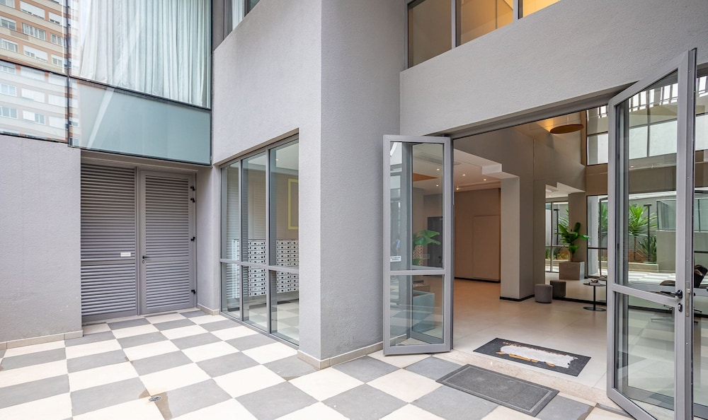 Nxos - Building With Gym and Laundry in Consolacao-sp