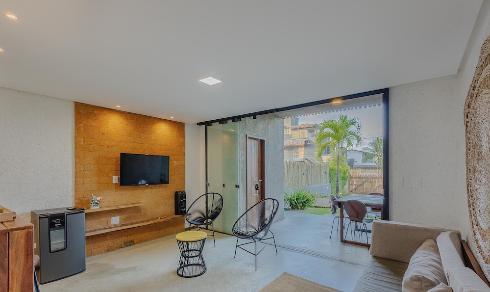 Houses in a Gated Community 100m From Marceneiro Beach - Hvas