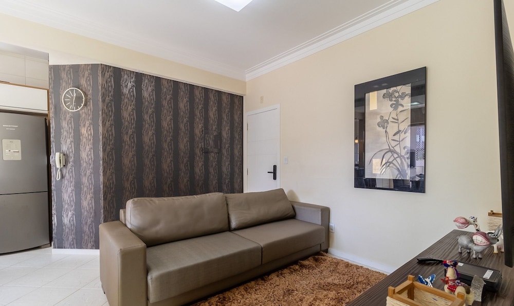 2 Bedroom Apartment With Barbecue Cts0203