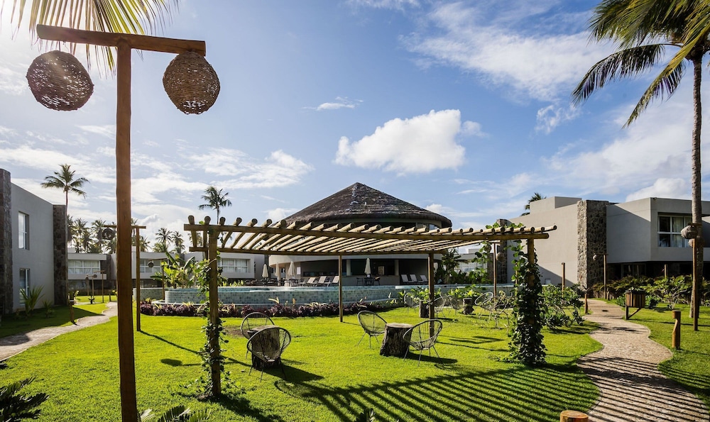 NLU - Full-featured Condominium at Marceneiro Beach