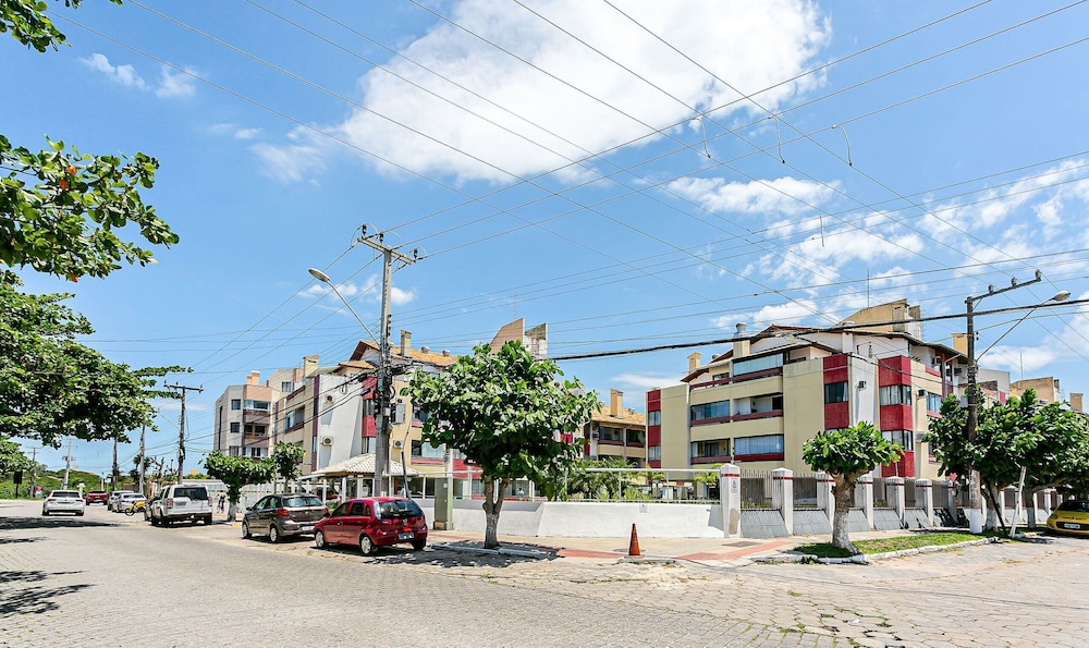 Condomínio bem localizado a 100m da Praia - CSC