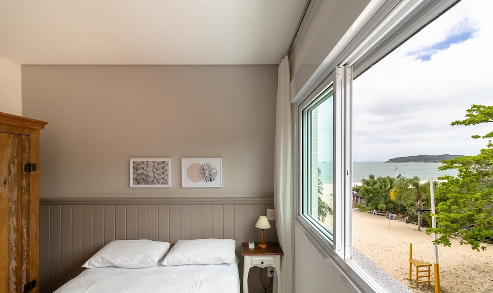 Apartment Front to the Sea With Barbecue Vdr0202