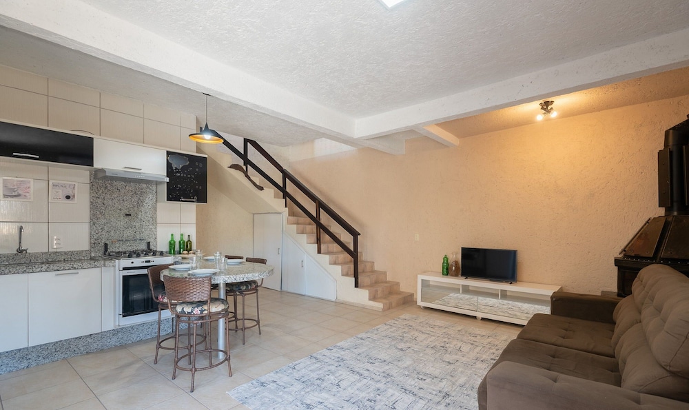 Fully Equipped Houses in a Condominium With a Pool, 110m From the Beach - Onis