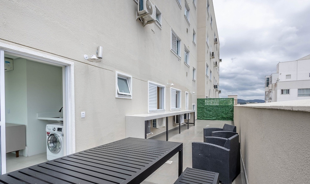 Your Complete Stay Just Minutes From the sea in BC Stls