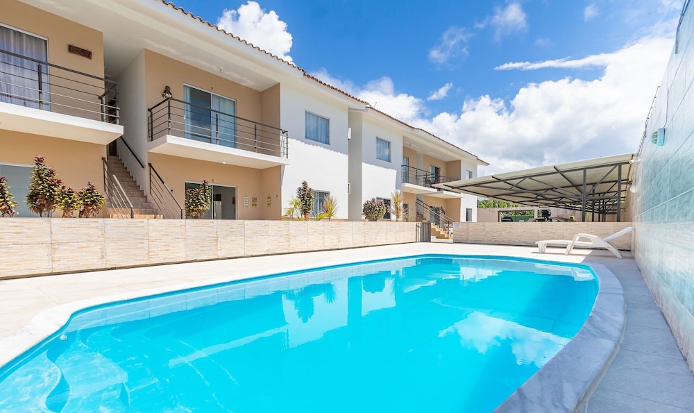 Apartment With Pool and Barbecue Pdl005