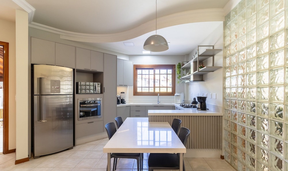 Duplex House w/ Pool, 850m From the Beach Rdt0124
