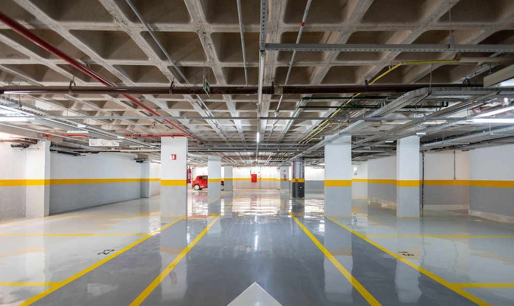 Apart With Self-check-in, Setor Noroeste Roe210