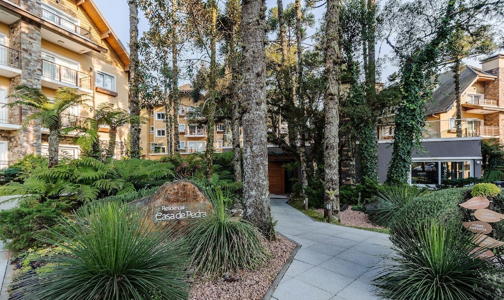 Beautiful Apartment With Heated Pool Cap0302