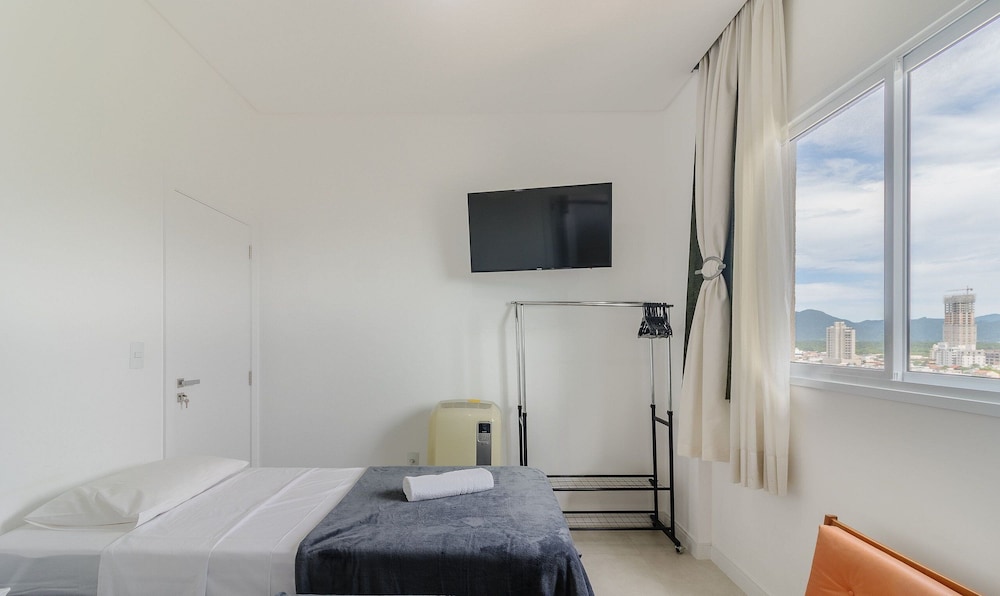Charm and Comfort 600m From the Beach! Etpa1103