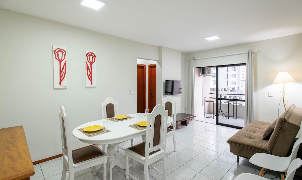 Apartment w/ Barbecue 350m From the Beach Ilh0503