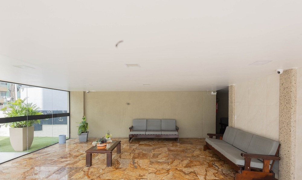 1-bedroom Apt 100 m From Jatiuca Beach Ber0202