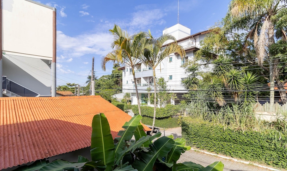 Beautiful and Practical Studios in Lagoa da Conceicao - JAS