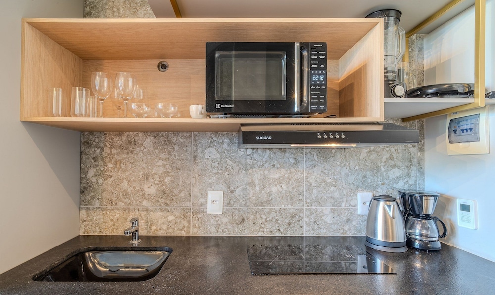 SYH - Complete Beachfront Condominium in Cabo Branco/pb
