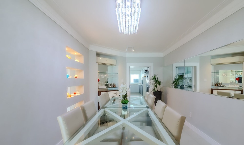 Apartment With Privileged sea View 4 Suite Etl2702