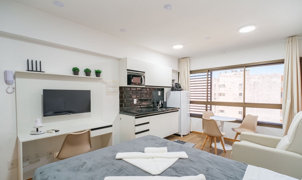 Units in Building With Swimming Pool in Barra-ssa - EUB