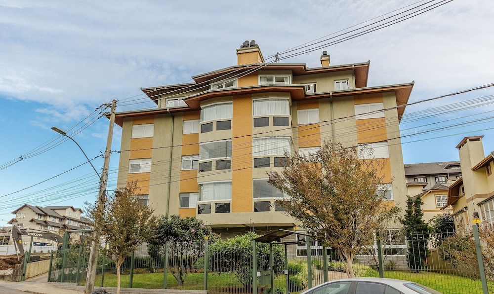 Apt in Canela Facing Duck Lake Cbl307