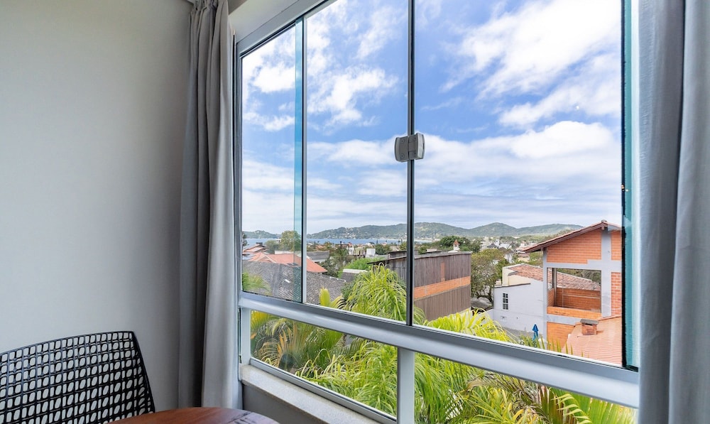 Studios 900m From Lagoa da Conceicao - ECM