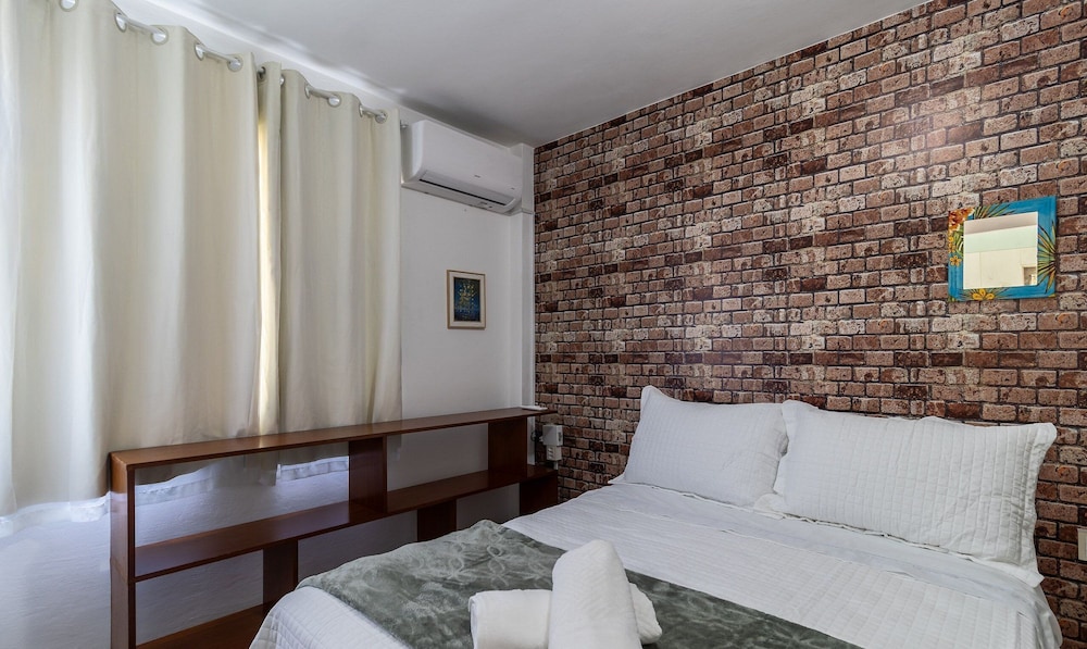 Condominium in Floripa 300m From the Beach - CAS