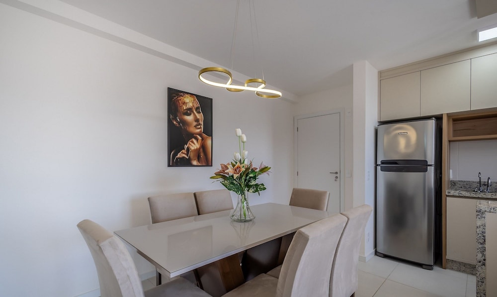 MCB - Apartments With Pool Near the Beach