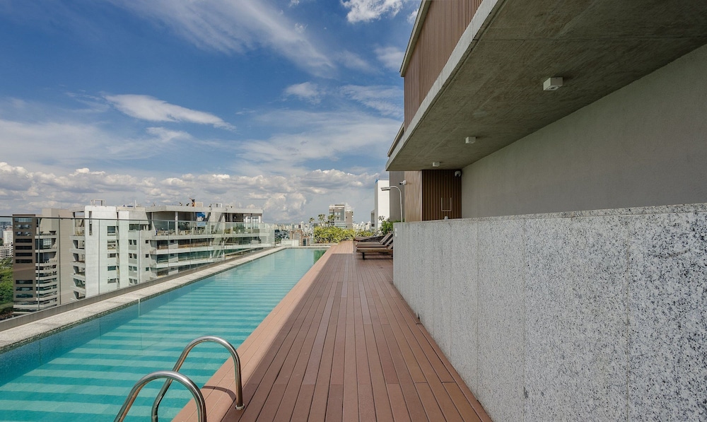 Your Urban Retreat Near the Subway - Iby1613