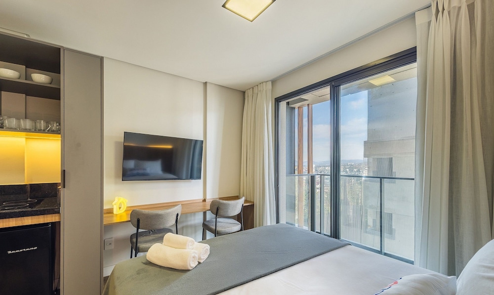 Studios With Side Sea View at Penha Spot PSO - L