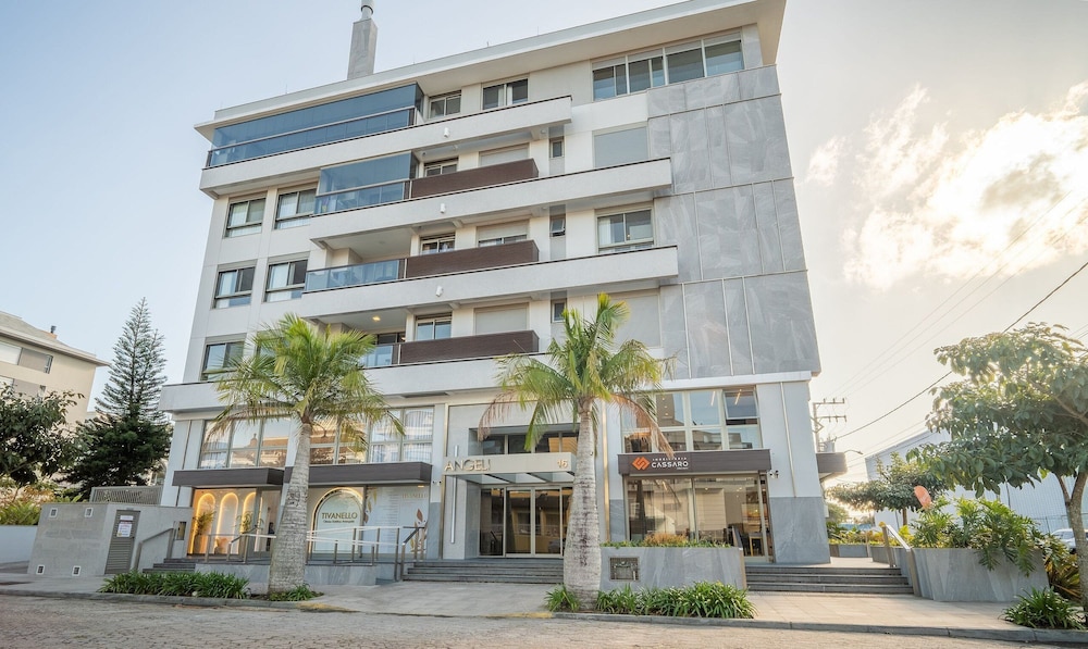 Apartment w/ Barbecue 150m the Beach Jurere Ran203