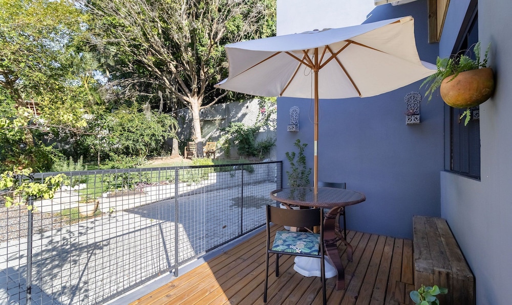 Your Getaway in Florianopolis, Just Minutes From the Beach NDE