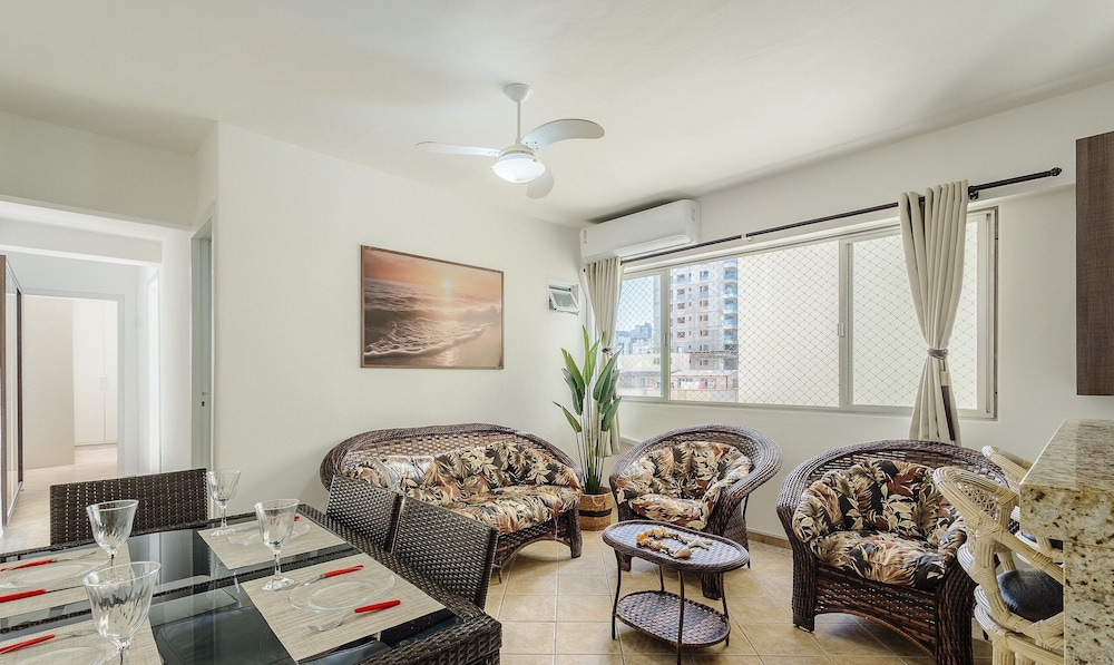 Apartment in a Seaside Building - Iptr0082