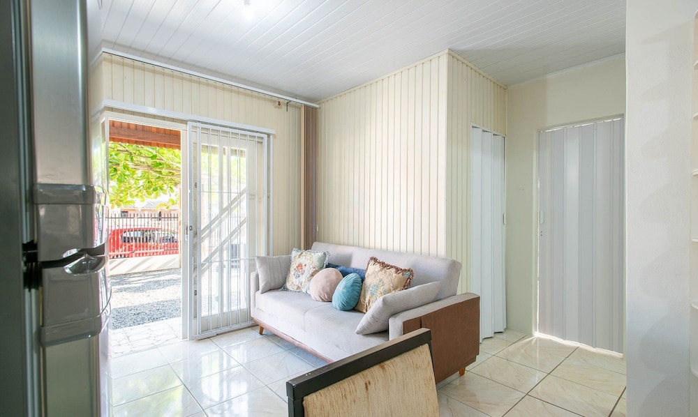 House w/ Barbecue 600 m From the Beach Nus0636