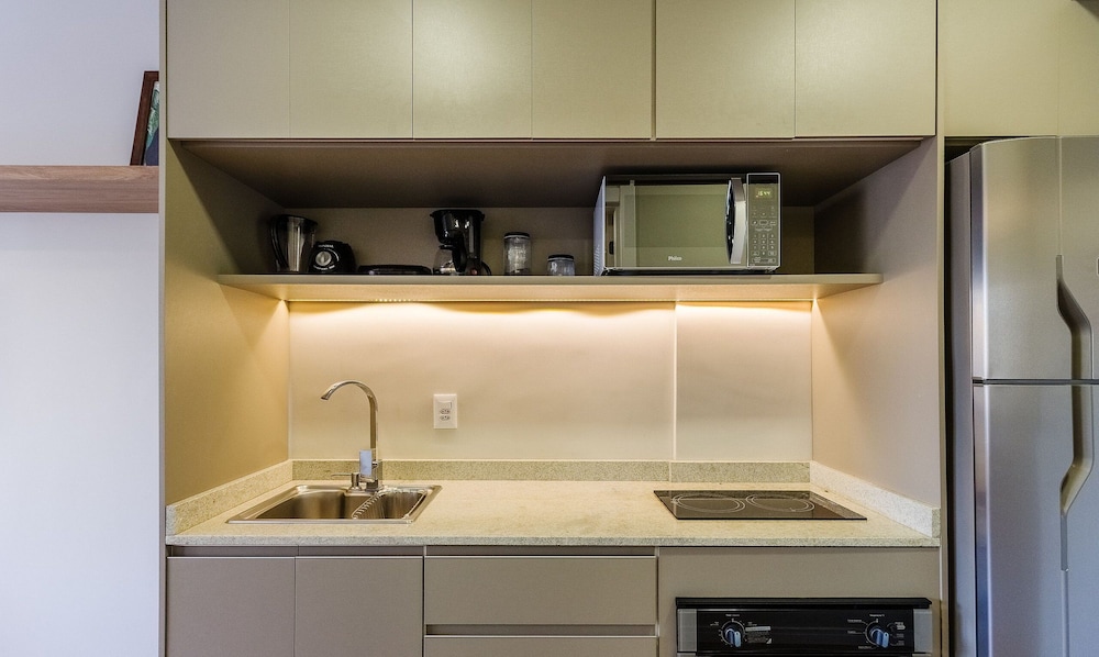 Complete Studio Next to Pucrs Con408