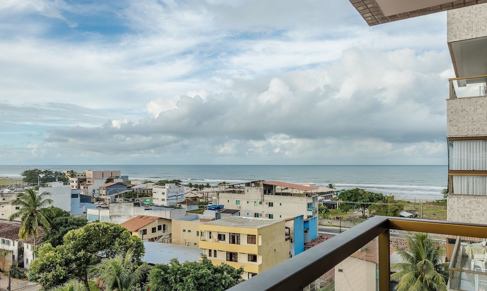 Building With Swimming Pool 300m From the Beach in Ilheus - MMD